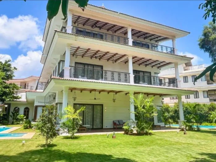 Acron Edgewater Villas